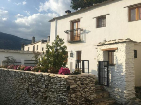 Casa Las Alacenas, Bubión (La Alpujarra, Granada) Bubión